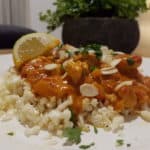 Heerlijke koolhydraatarme tikka masala met bloemkoolrijst.