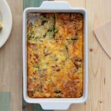 Frittata met spinazie, champignons en bacon.