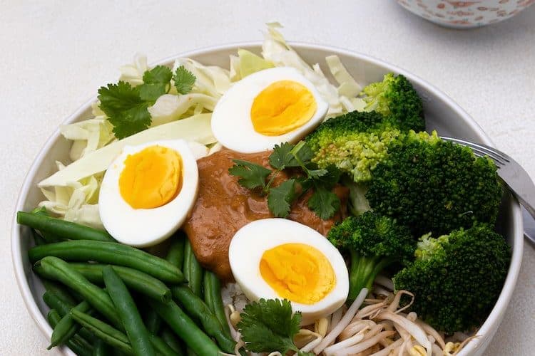 Koolhydraatarme gado gado