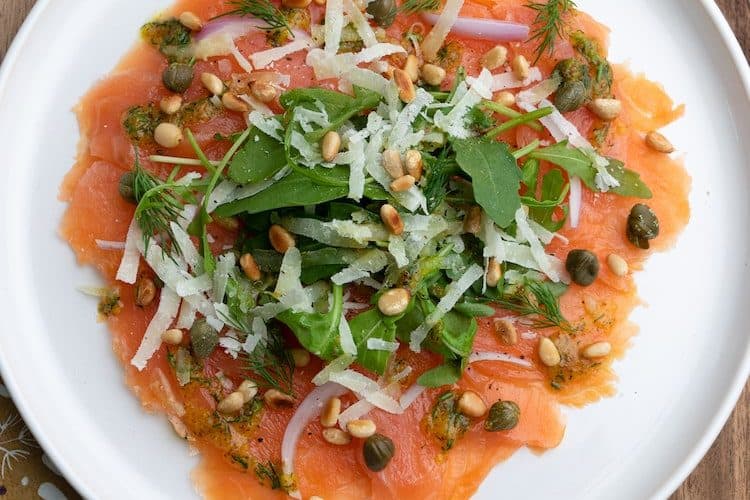 Zalmcarpaccio met mosterd-dille dressing