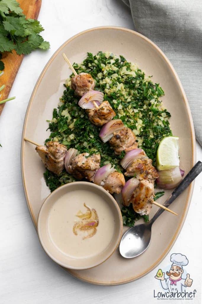 Za’atar kip met gekruide bloemkoolrijst - Lowcarbchef.nl