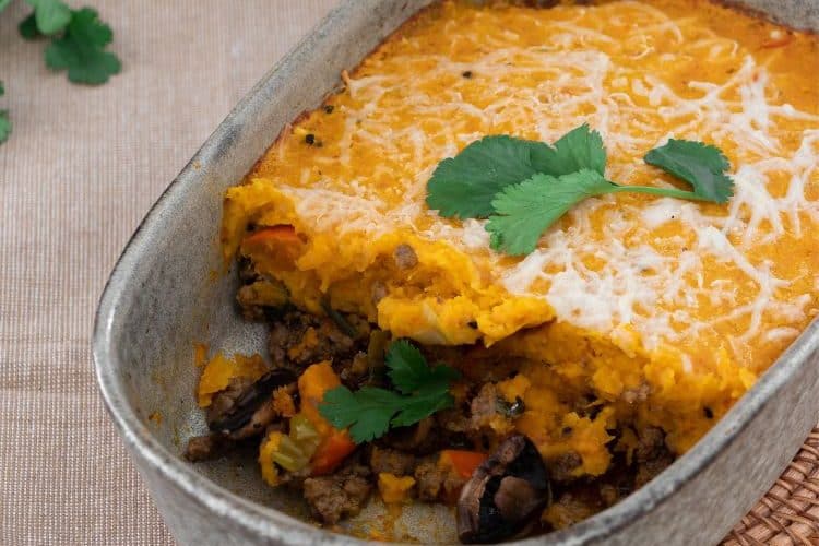 Gehaktschotel met pompoenpuree