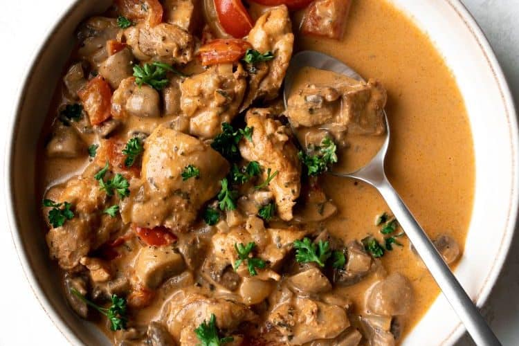 Koolhydraatarme kip stroganoff