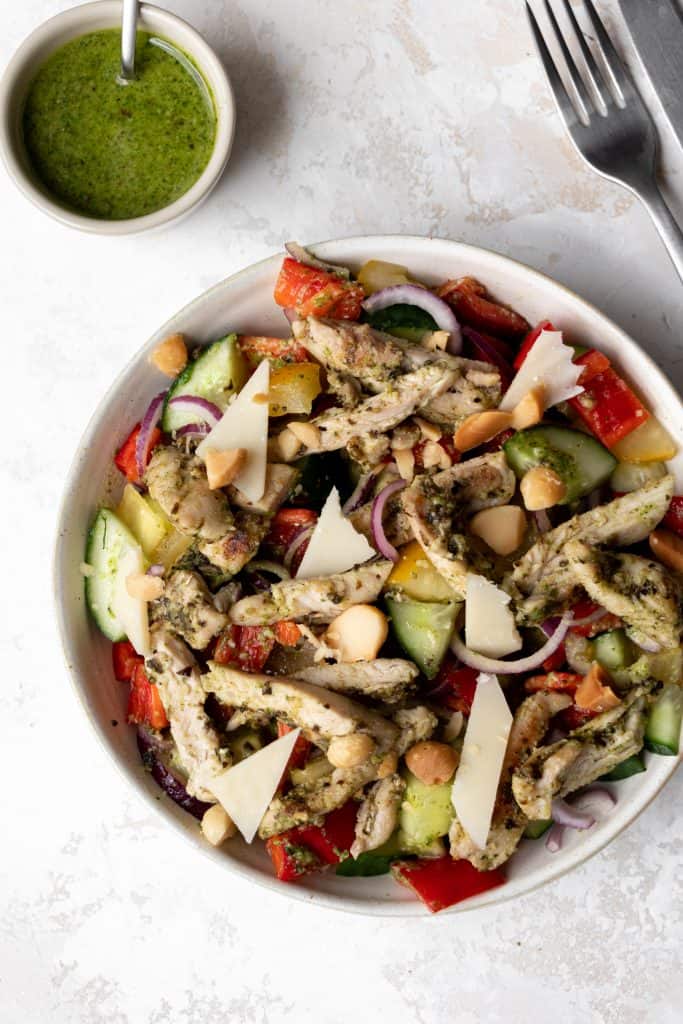 Koolhydraatarme kip pesto salade Lowcarbchef.nl