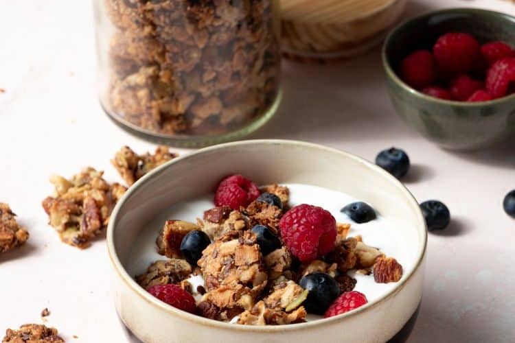 Koolhydraatarme noten granola