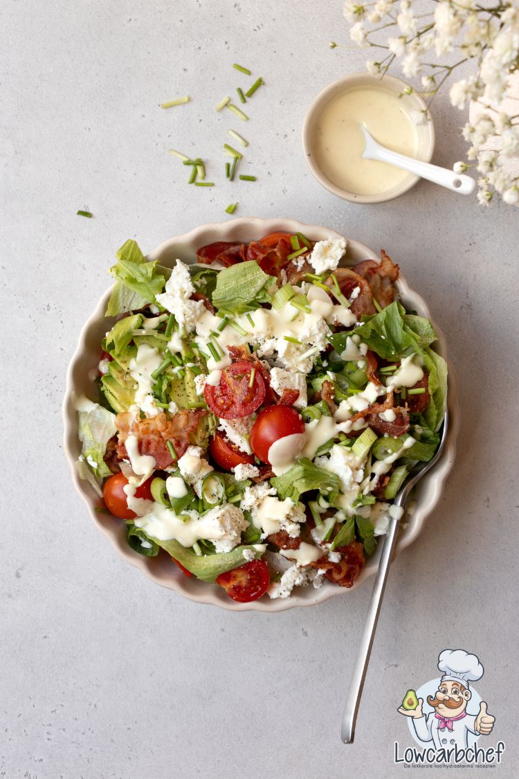 Koolhydraatarme BLT salade.