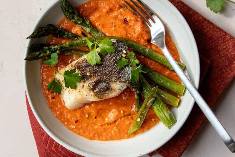 Kabeljauw met romesco saus