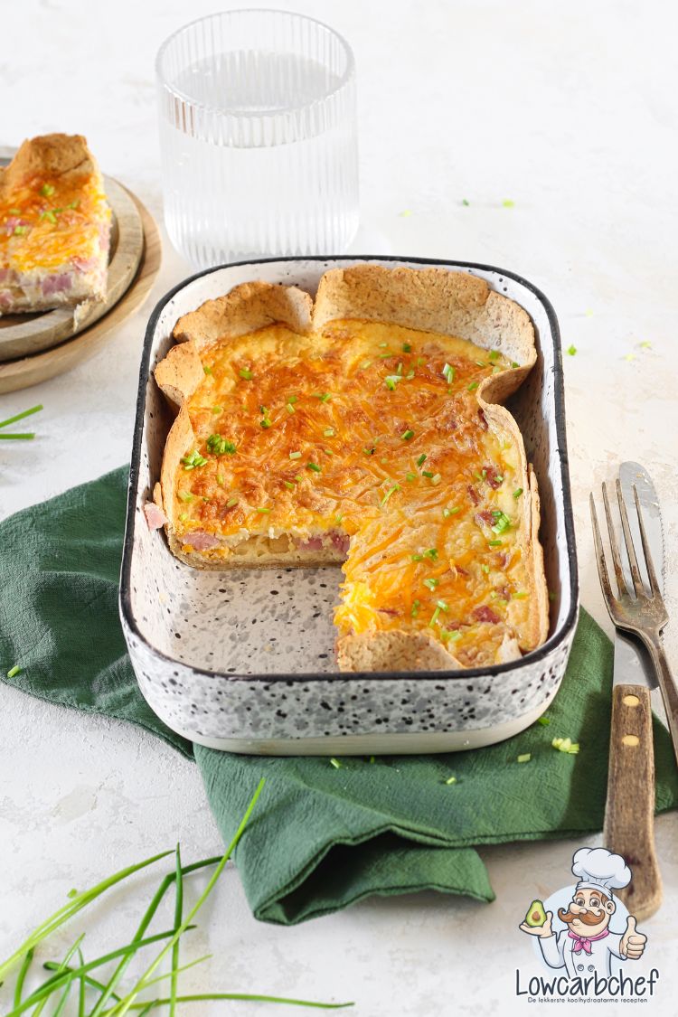 Ham-kaas quiche met tortillabodem.