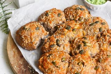 Koolhydraatarm breekbrood met geraspte kaas