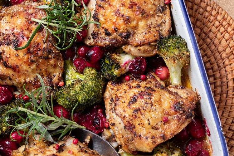 Ovenschotel met kip en cranberry.