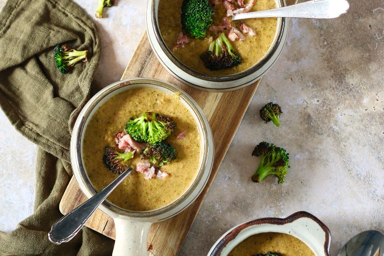 Broccolisoep met cheddar