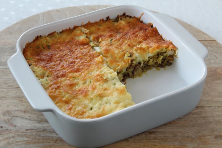 Zuurkool ovenschotel met gehakt