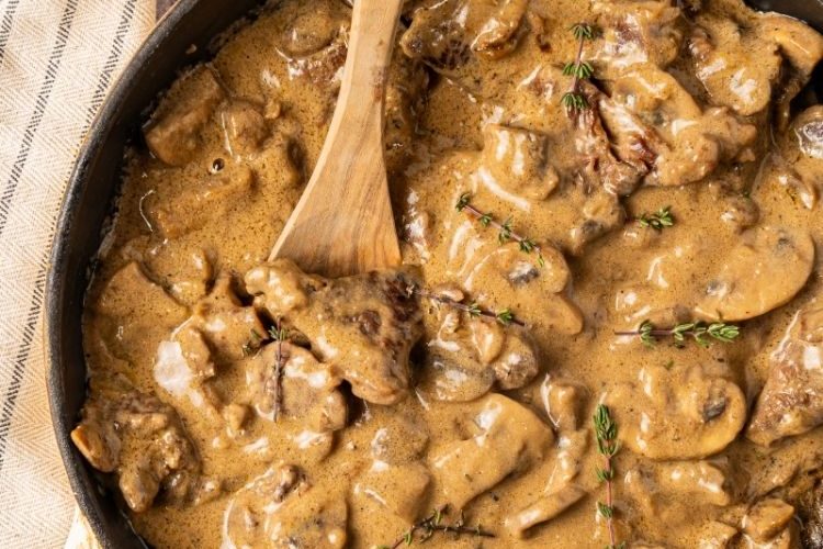 Koolhydraatarme beef stroganoff