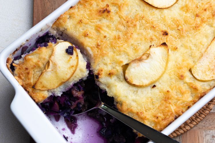 Rode kool ovenschotel met gehakt