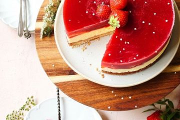 Koolhydraatarme aardbeien-custardtaart