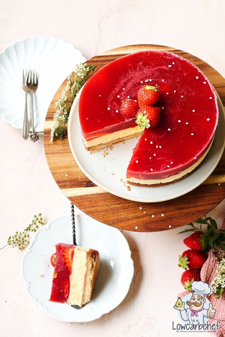 Koolhydraatarme aardbeien-custardtaart