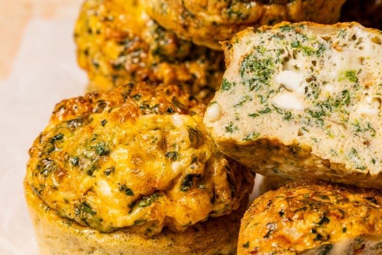 Griekse eiermuffins