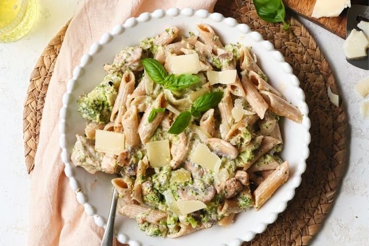 Pasta Boursin met kip en broccoli