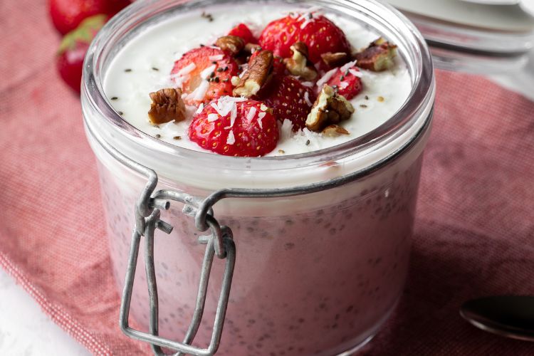 Koolhydraatarme aardbeien chiapudding