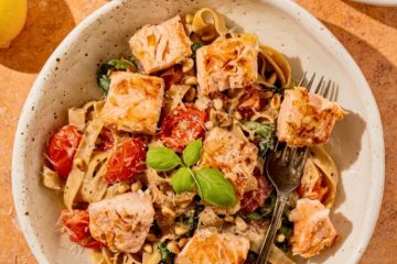 Pasta met zalm en spinazie