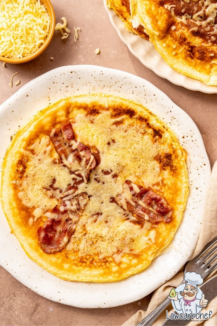Pannenkoeken met spek en kaas (koolhydraatarm)